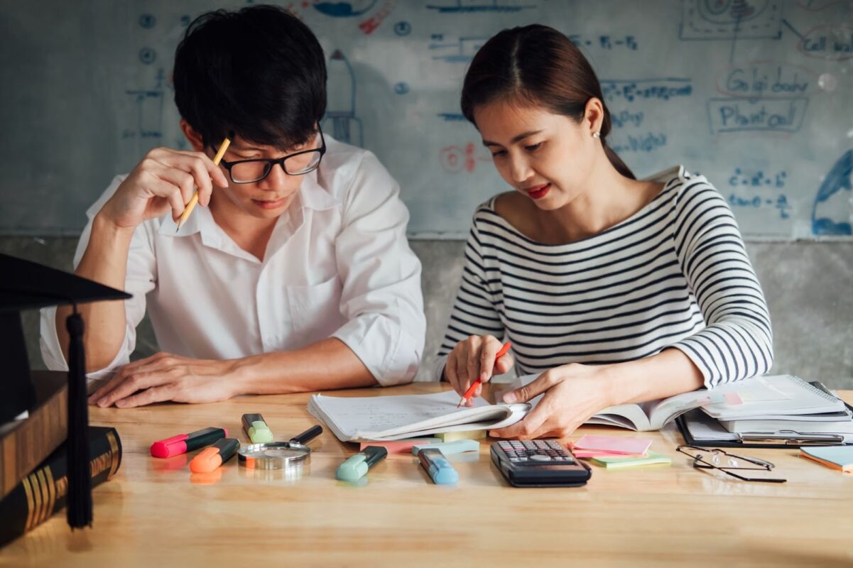 Mastering Complex Concepts Becomes Easier When You Have the Right Help